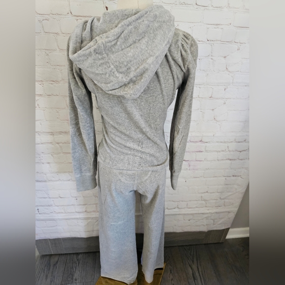 Juicy Couture Vintage Velour Hooded Set | Gray | XS Pants - Small Top | EUC - Picture 5 of 11